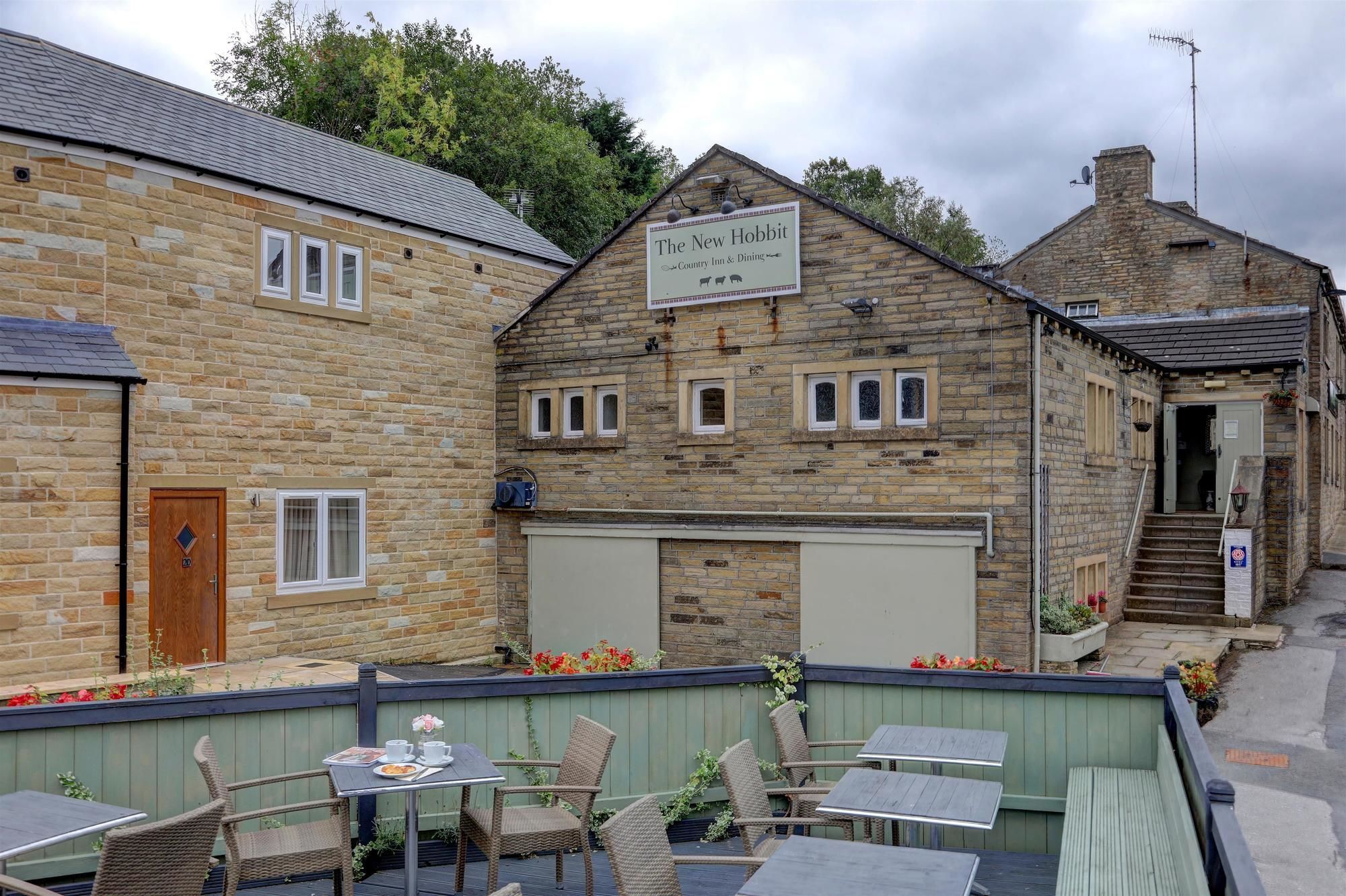 The New Hobbit Guest House Sowerby Bridge Exterior photo